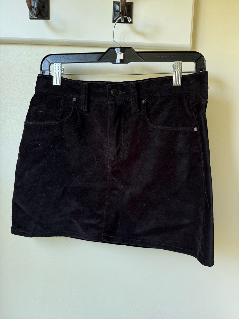 HUDSON Black Viper Velvet Mini Skirt Y2K Retro Grunge Dark Academia Preppy 28